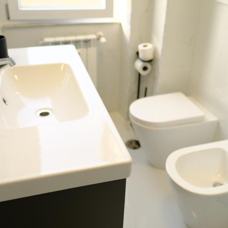 La Nuova Casa Di Zia - near metro A Ponte Lungo - Appartamento con 2 Camere da Letto - 59