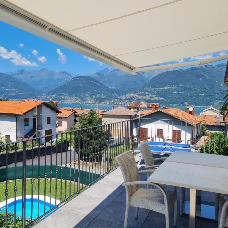 Riva del Lario Home Colico - Appartamento con 2 Camere da Letto e Vista Lago - 1