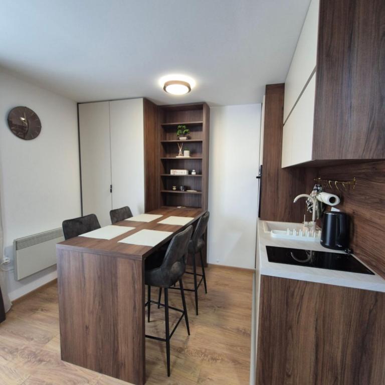Avalon apartments - Apartman sa Balkonom - 18