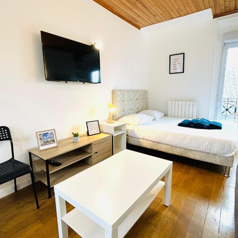 Appartement porte de Saint Ouen - Appartement 1 Chambre - 1