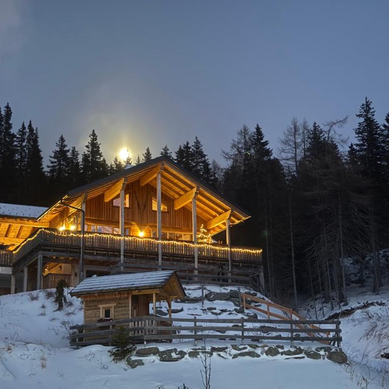 Sonnberg Chalet - Entspannung pur im Luxus Chalet mit Whirlpool-Sauna - Four-Bedroom House - 6