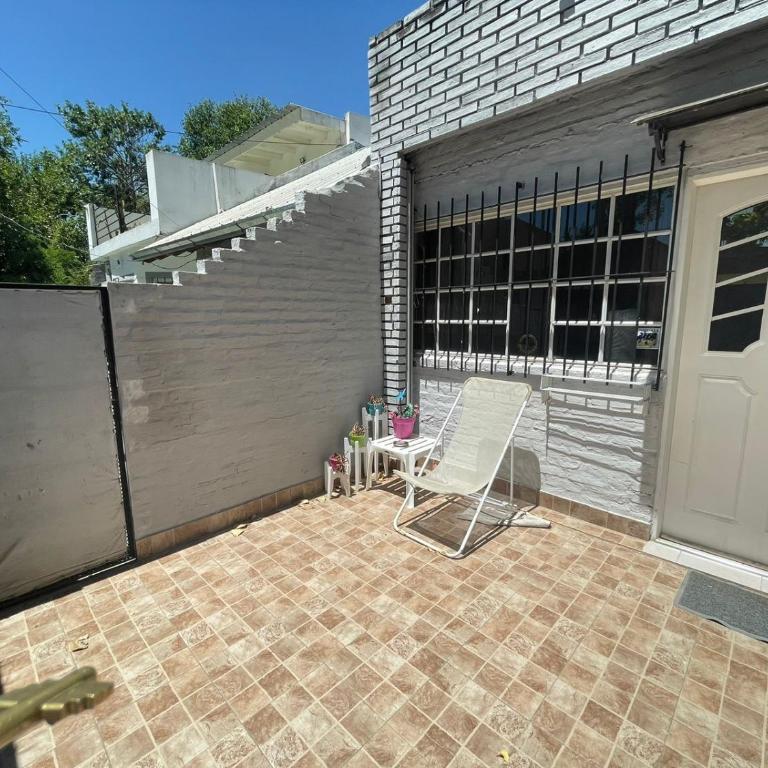 Ezeiza 2 monoambiente privado a 15 minutos del aeropuerto OPCIONAL TRANFER DESDE Y HACIA EL AEROPUERTO DE EZEIZA LAS 24 HORAS pet friendly - Apartamento Estándar - 52