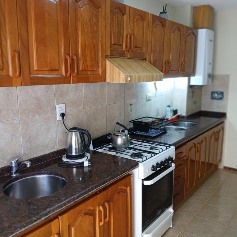Depto Córdoba centro 4 ambientes - Apartamento de 2 dormitorios con vistas a la ciudad - 12