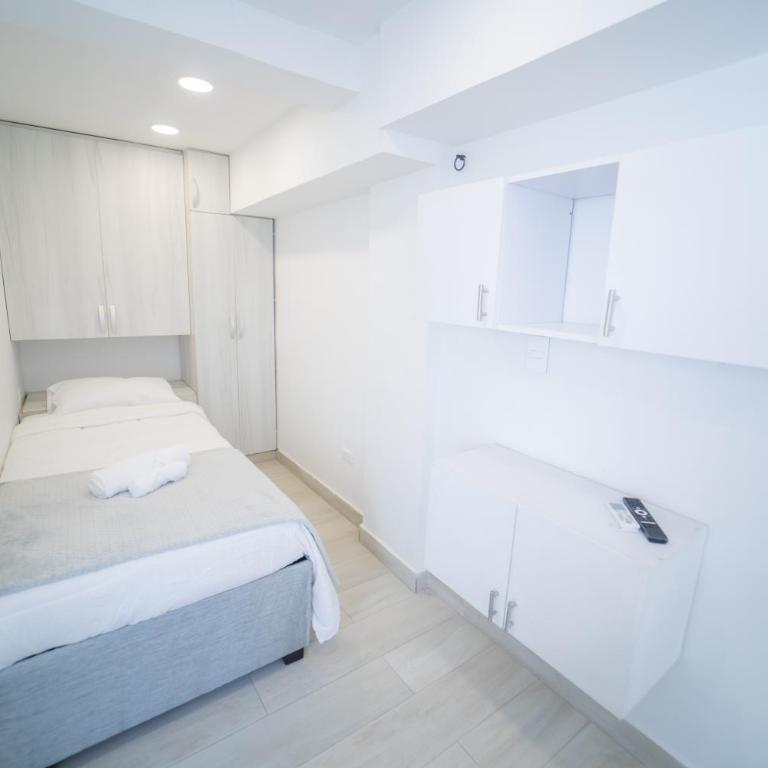 Nice Beach-front Studio with 2 Beds, Aircon & more - Apartamento de 1 dormitorio - 8