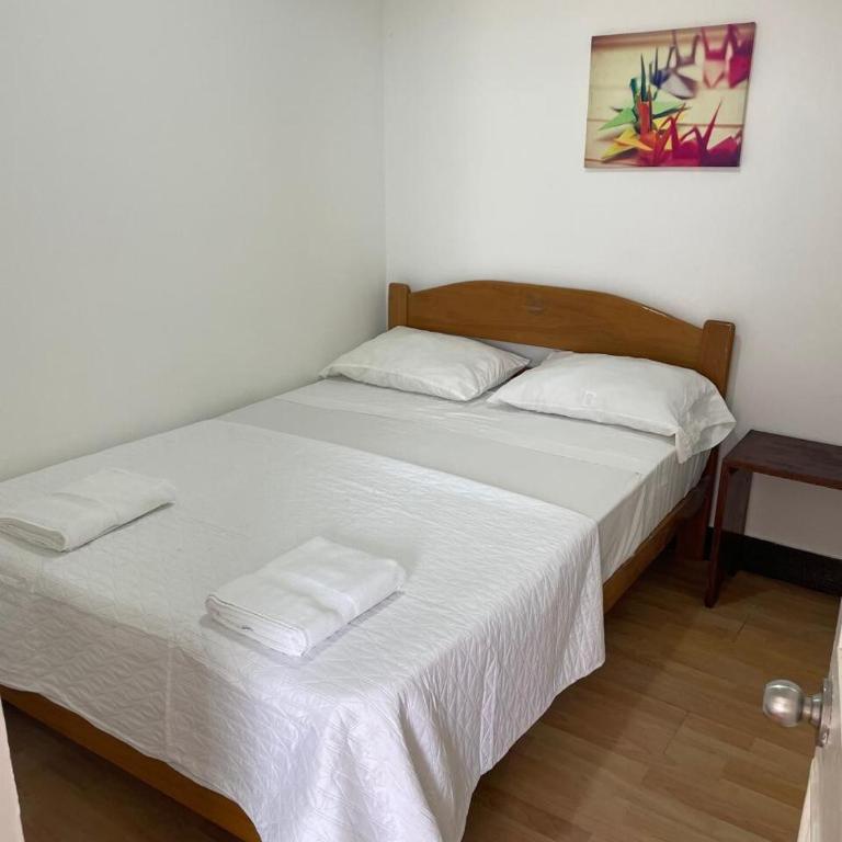 Lindo departamento muy cerca a la playa - Two-Bedroom Apartment - 6