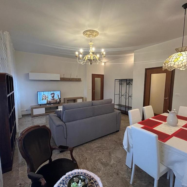 Luxury House San Felice - Two-Bedroom Apartment with Balcony - 2