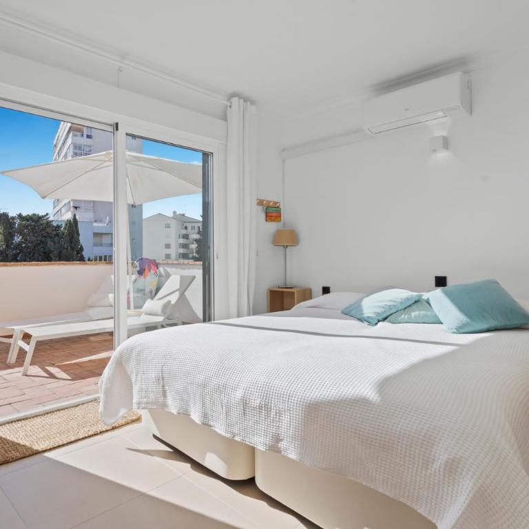 Penthouse - Beach - Sea View - Pool - 40 sqm Private Terrace - One Bedroom - Sleeping Alcove - Casa - 10