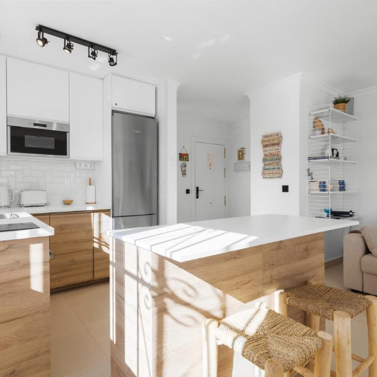 Penthouse - Beach - Sea View - Pool - 40 sqm Private Terrace - One Bedroom - Sleeping Alcove - Casa - 16