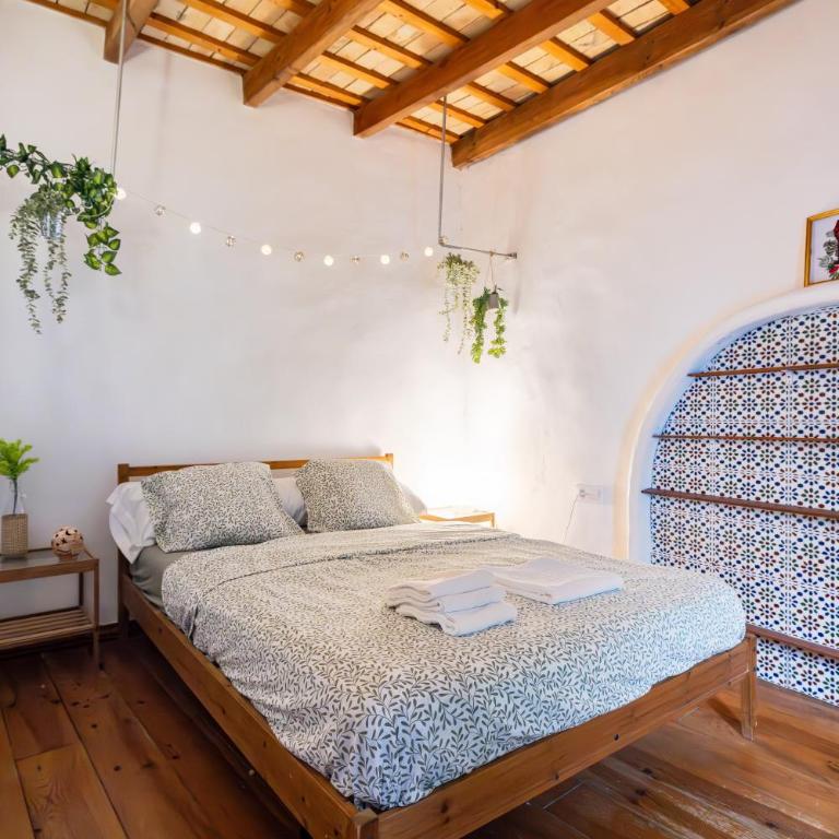 Casa Joya - House in Casco Antiguo with Patio & Roof Terrace - Casa de 3 dormitorios - 12