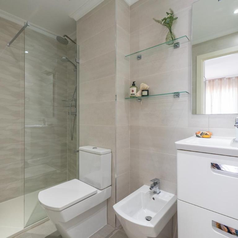 Luminoso y confortable en el centro de Madrid - Apartment mit 3 Schlafzimmern - 13