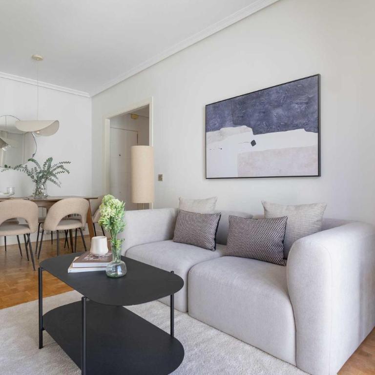 Luminoso y confortable en el centro de Madrid - Apartment mit 3 Schlafzimmern - 2
