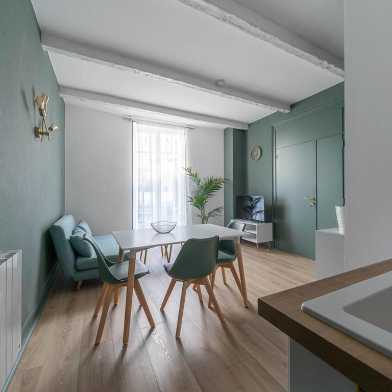 Résidence Bains Callou située face aux thermes - Appartement - Rez-de-Chaussée - 4