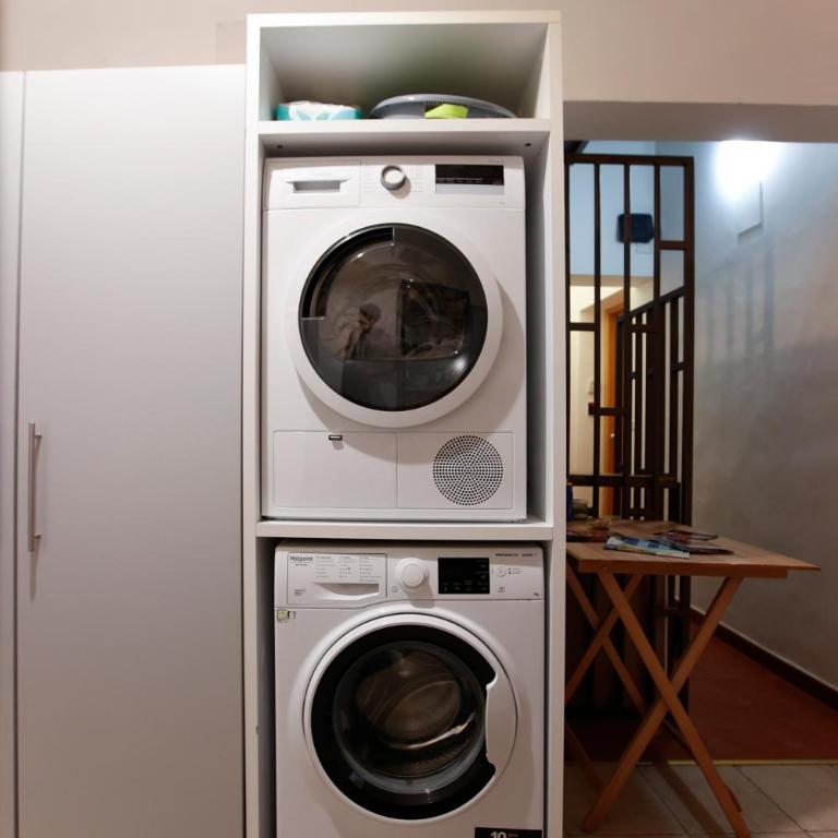 3D House Catania centro - Quadruple Room with Private External Bathroom - 1