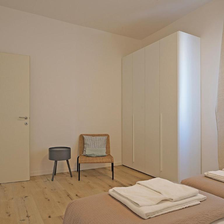 PeschieraHome Apartments - Appartamento con 2 Camere da Letto - 1