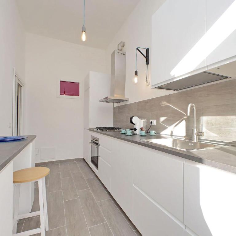 New Comfortable 2 Br Della Vittoria by Halldis - Apartment - 12