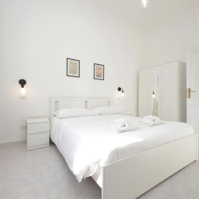New Comfortable 2 Br Della Vittoria by Halldis - Apartment - 22