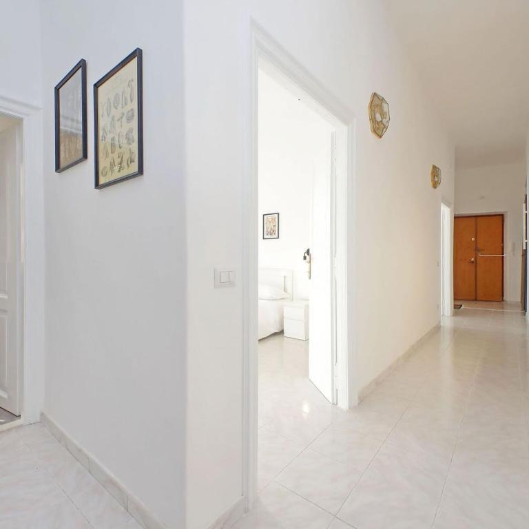 New Comfortable 2 Br Della Vittoria by Halldis - Apartment - 23
