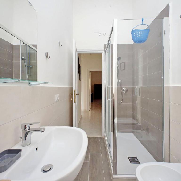 New Comfortable 2 Br Della Vittoria by Halldis - Apartment - 25