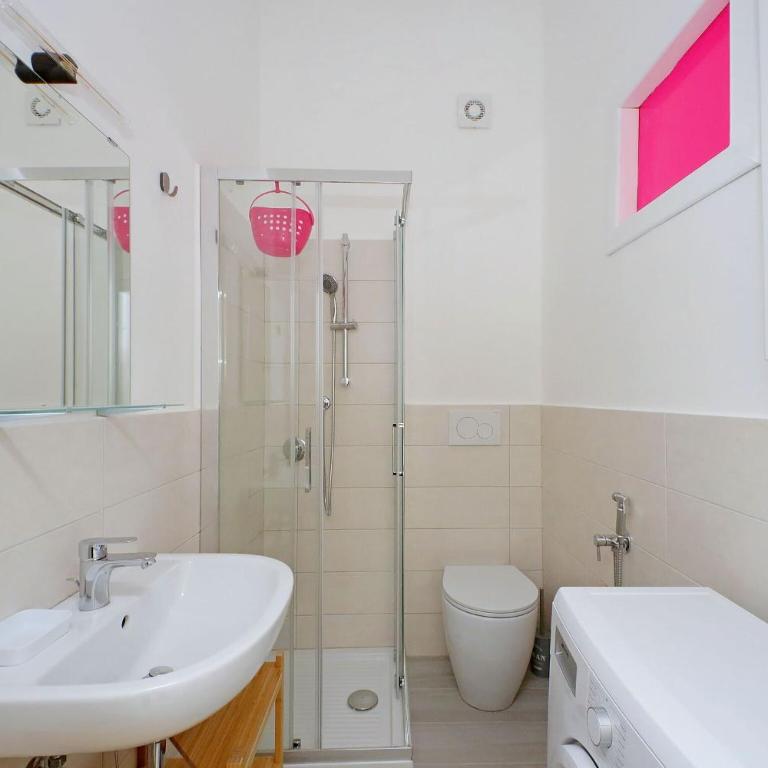 New Comfortable 2 Br Della Vittoria by Halldis - Apartment - 28