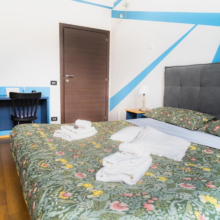 Da Linda - Double Room with Private Bathroom - 12