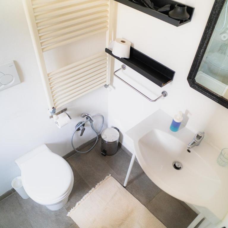 Da Linda - Double Room with Private Bathroom - 21
