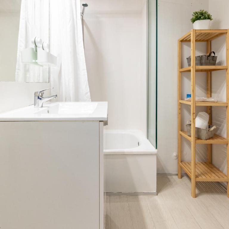 Travel Habitat Torres de Serrano - Apartment - 19
