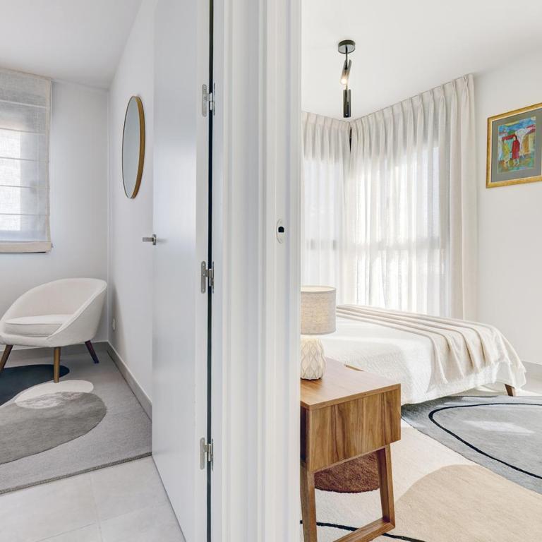 Estepona Old Town Apartments with a sea view OS - Two-Bedroom Apartment - 14
