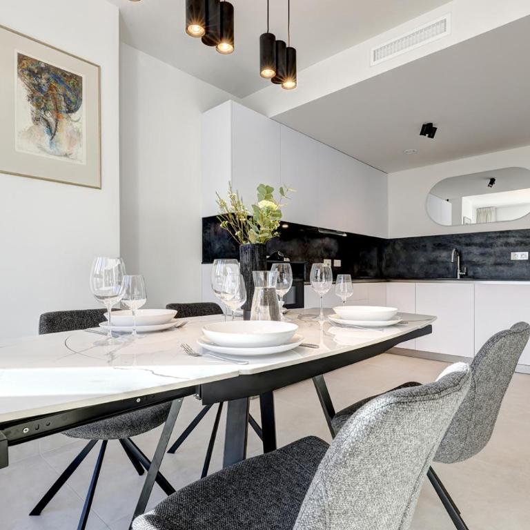 Estepona Old Town Apartments with a sea view OS - Two-Bedroom Apartment - 5