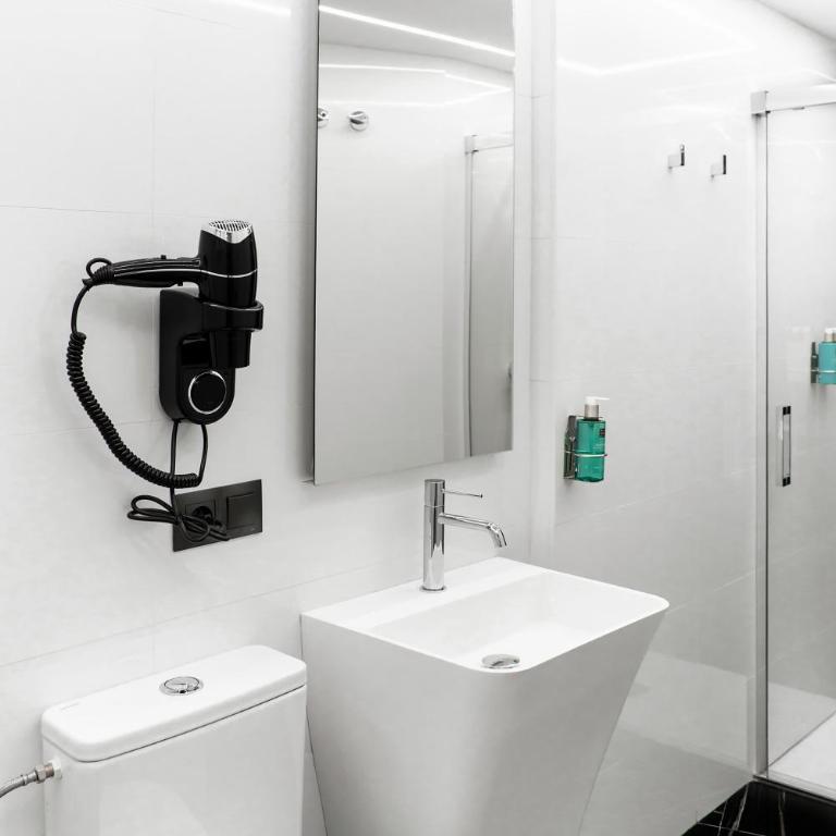 Hotel Aptos Alejandra Homes by Maxi Hoteles - Deluxe Two-Bedroom Apartment - 19