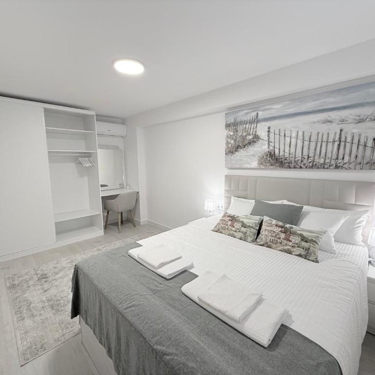 Penthouse en Avenida Rei Jaume I - Apartment with Terrace - 4