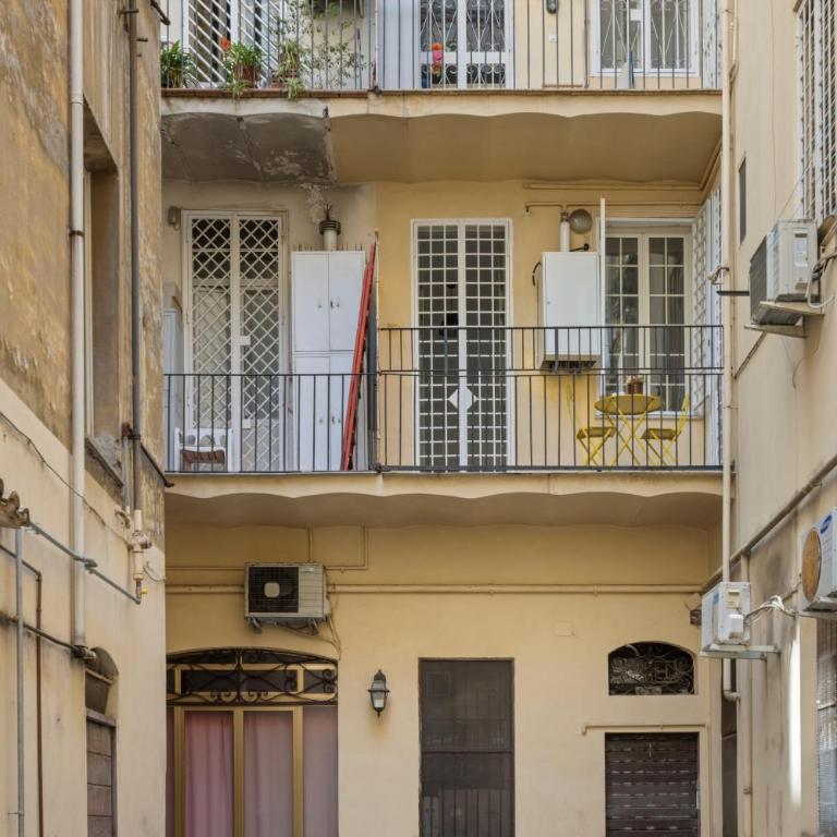 Visconti58 Boutique House - Modern apt with balcony - Apartment mit 1 Schlafzimmer - 30