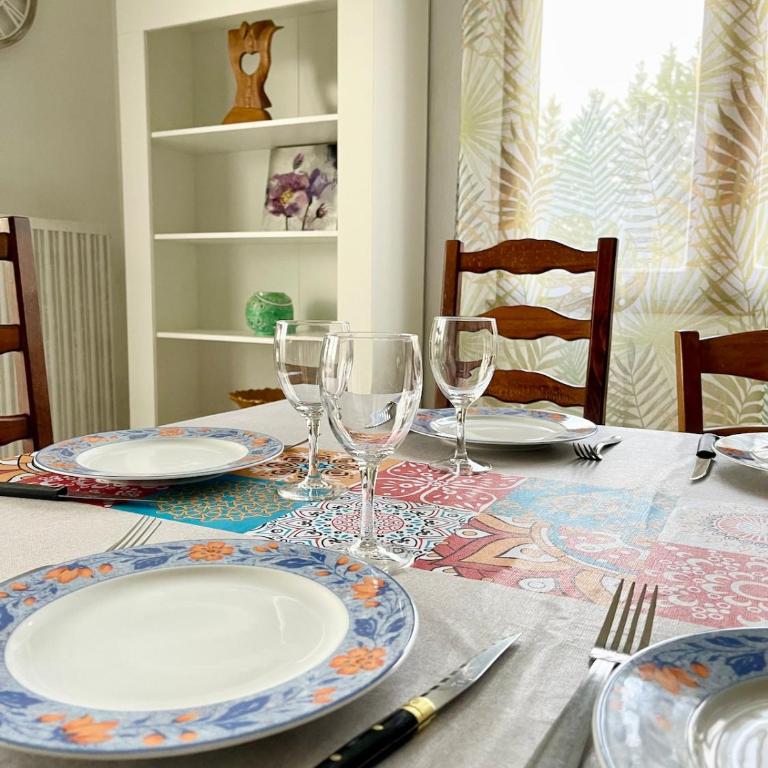 Magnifique Villa de 120m2 Jardin et vue splendide WIFI - Appartement 1 Chambre - 9