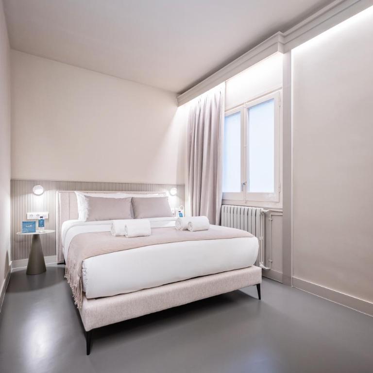 Sweett - Gaudi Avenue - Four-Bedroom Apartment - 15