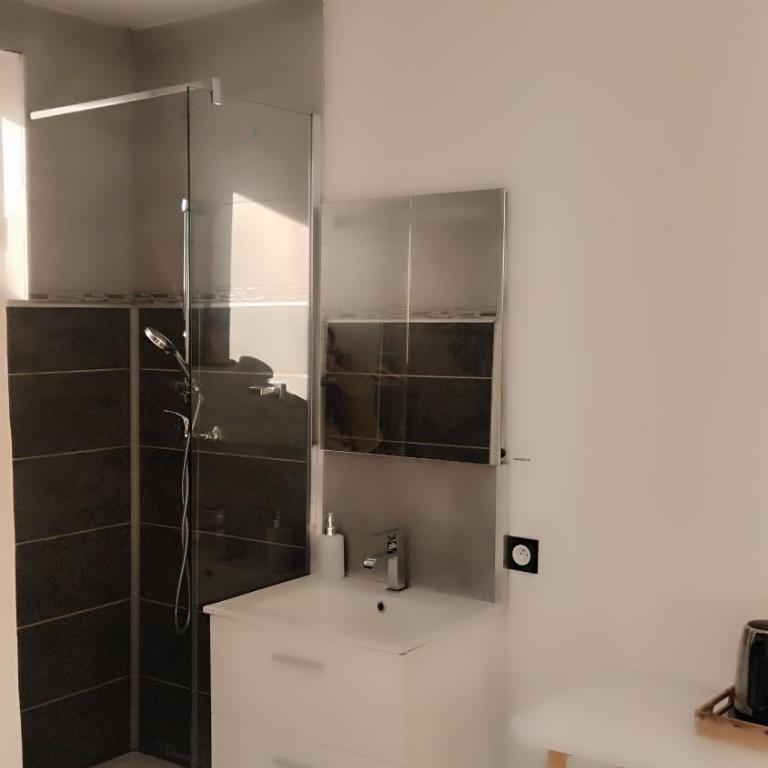 Chambres cosy climatisée proche cnpe Bugey - via rhona avec piscine - Chambre Double - 2