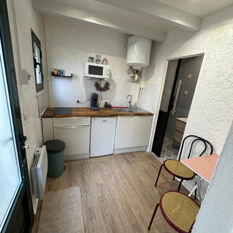Timounyan T1 N24 centre ville Animaux acceptés - One-Bedroom Apartment - 3