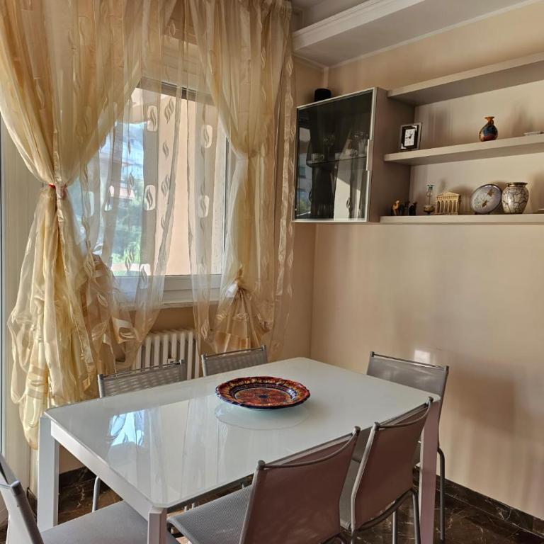Condominio Giardino - Two-Bedroom Apartment - 3