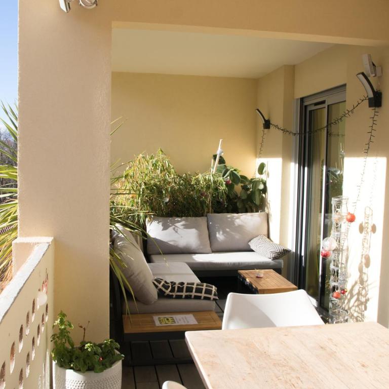 Le Rambot - appartement de charme avec grande terrasse parking centre ville - proche Bellegarde - Apartamento de 3 dormitorios - 7