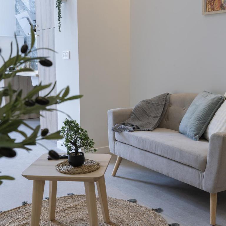 PPA22 Loft Valencia - Acogedor loft cercano al metro Zona Ayora - Apartamento - Planta baja - 22