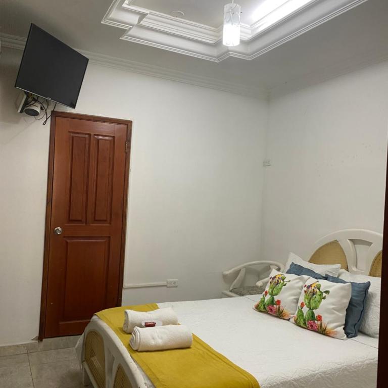 CASA PACHITA Getsemani - Habitación Doble con baño privado - 6