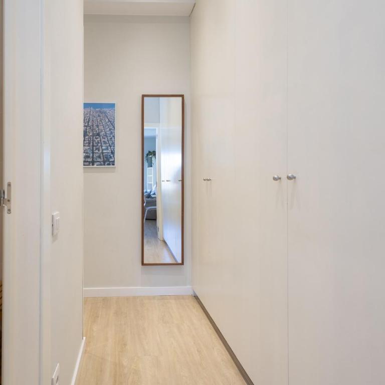 Housalia Sagrada Familia Views - Apartment with Balcony - 32