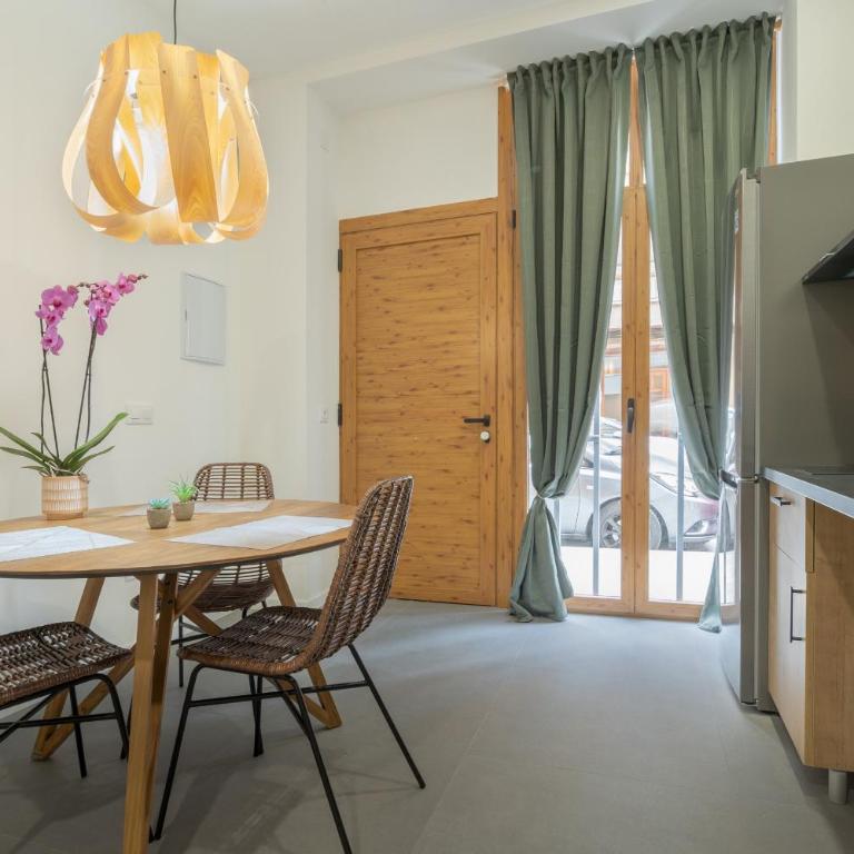 ESC - Loft Valencia Cómodos y espaciosos estudios cercanos a estación Joaquín Sorolla - One-Bedroom Apartment - 4