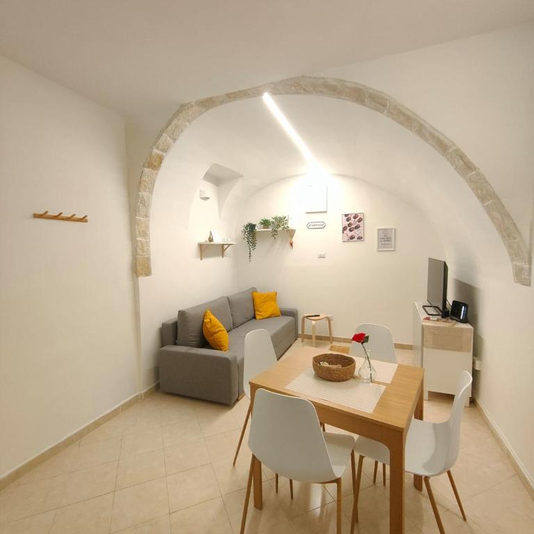 Era de maggio - One-Bedroom Apartment - 1