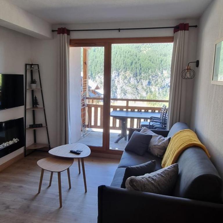 Les Orres 1800 vue montagne 4 à 6 couchages avec parking - Apartment mit 2 Schlafzimmern - 1