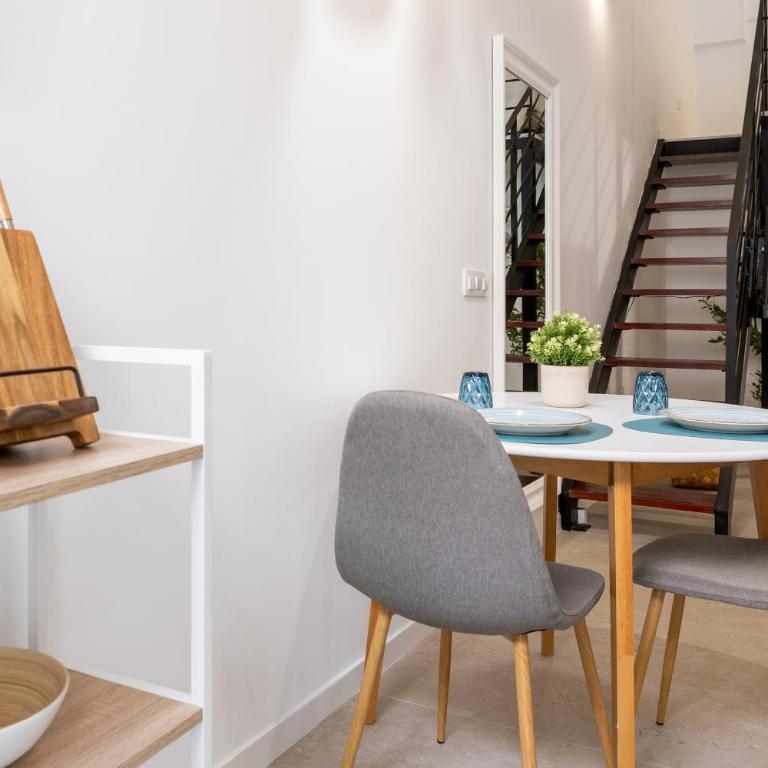 RM1 - Loft Valencia cómodos estudios dúplex cerca a la Avenida del Puerto - Dúplex - 12
