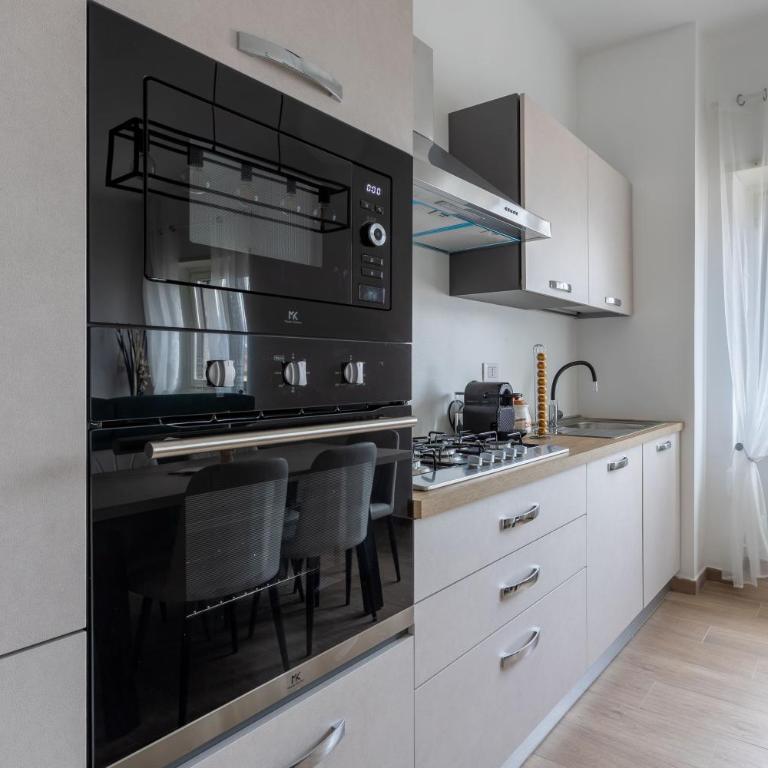 Arya's Corner by the Lake - Parcheggio - Vista lago - Appartamento con 2 Camere da Letto - 7