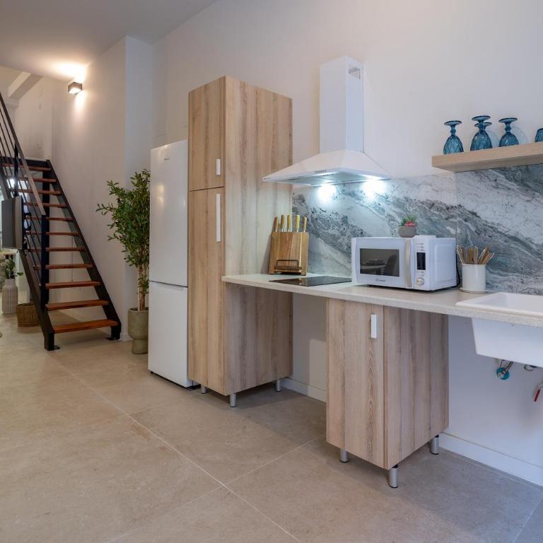 RM1 - Loft Valencia cómodos estudios dúplex cerca a la Avenida del Puerto - Apartamento Dúplex - 2