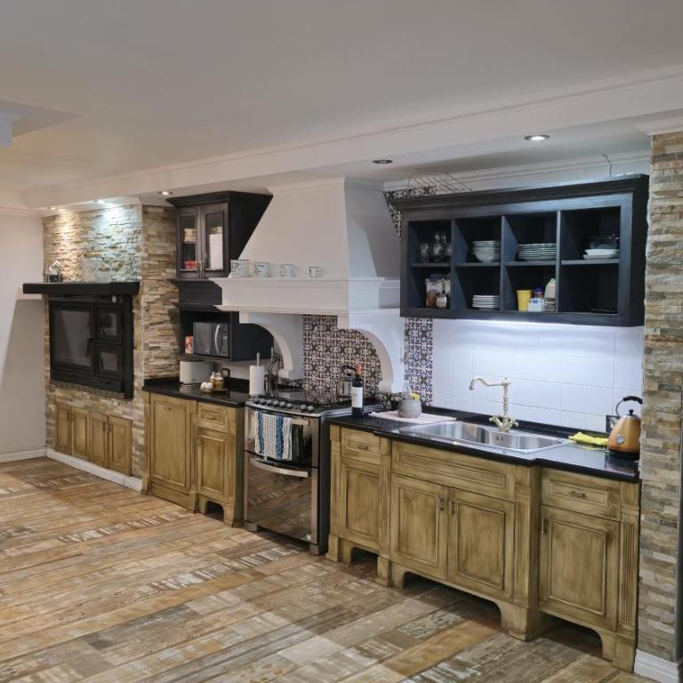 La Casa De Los Recuerdos - Three-Bedroom House - 17