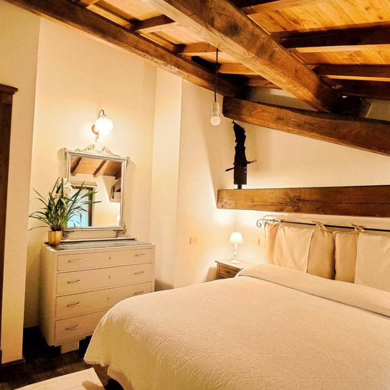 L'Archetto Dimora Storica - Camera Familiare con Bagno - 8