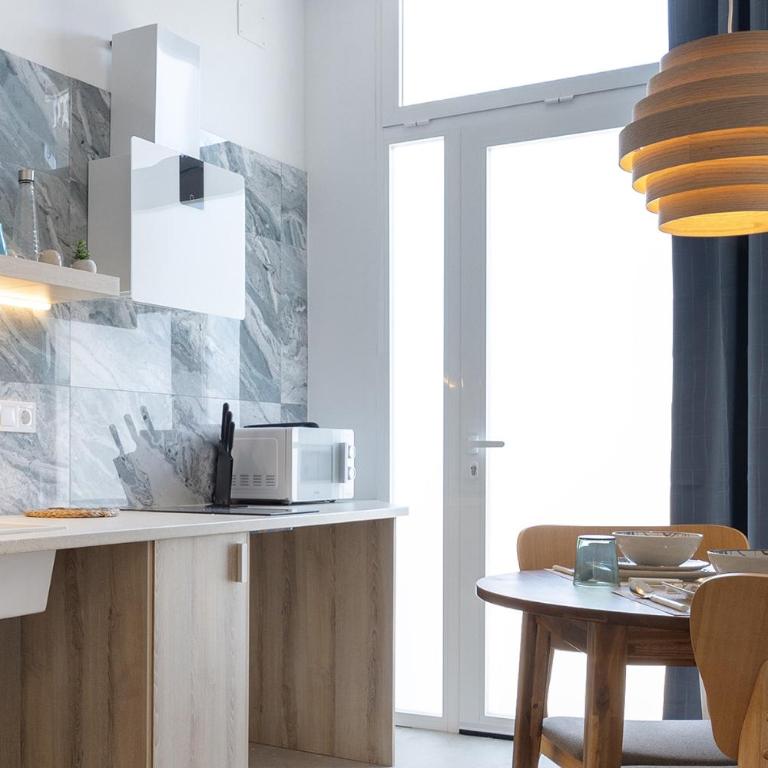UY - Loft Valencia Acogedores y modernos estudios cerca de la estación Joaquín Sorolla - One-Bedroom Apartment - 9