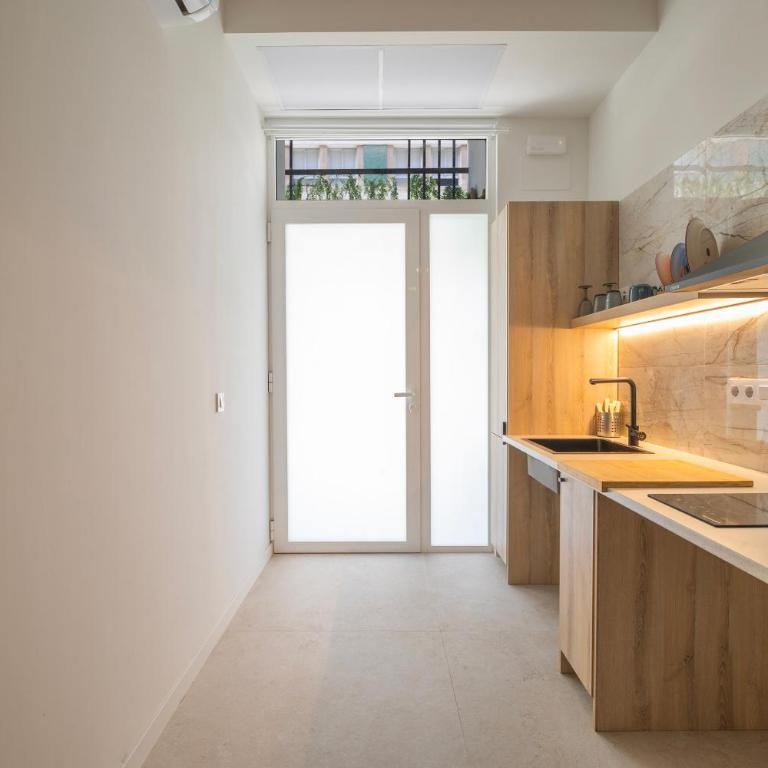LO - Loft Valencia - Modernos y acogedores estudios cerca a las Artes y las Ciencias - Apartment - Ground Floor - 6